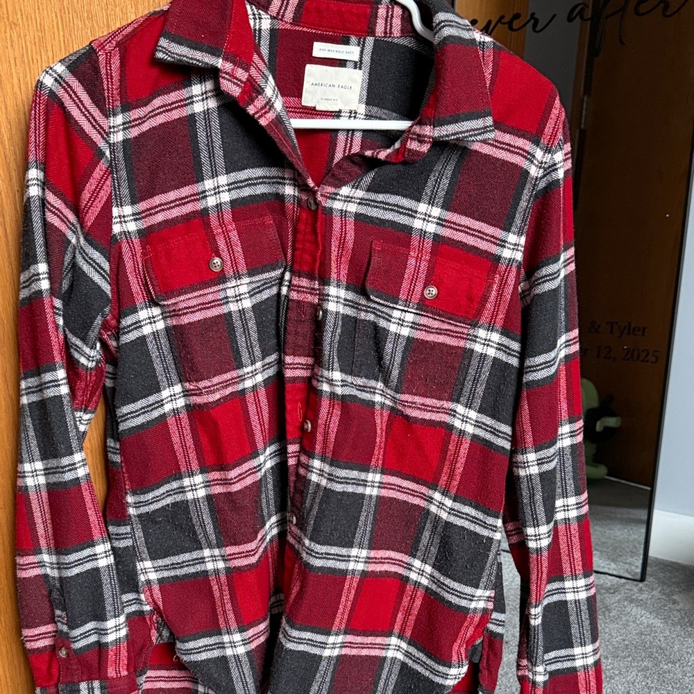 American Eagle Outfitters Red and Grey Plaid Shirt